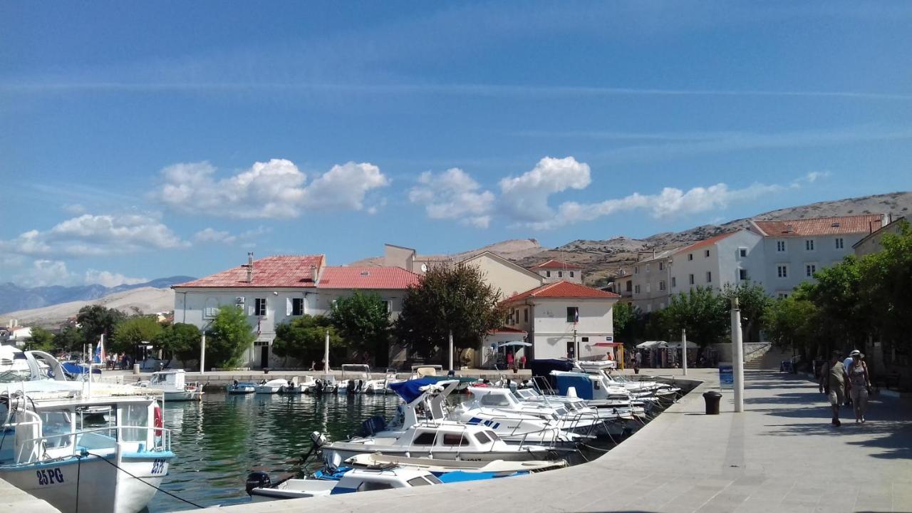 Villa Luka Pag Town Exterior photo